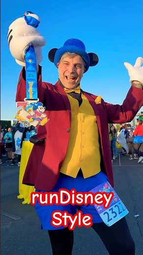 runDisney Style #disneyland #halfmarathon #disneyparks