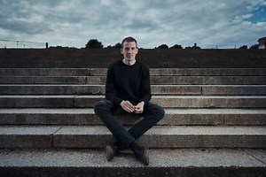 Charlie Cunningham announces new album 'Frame'