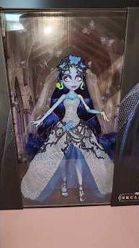 Corpse Bride Skullector Emily Doll Unboxing