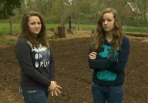 Girls lift tractor off dad to save him: Hannah and Haylee Smith lifted a tractor off their father - UPI.com