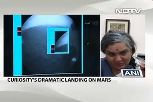 NASA's Curiosity rover touches down on planet Mars