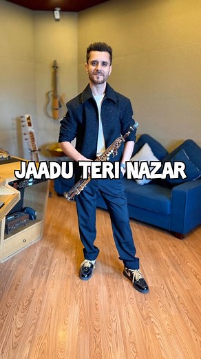 Wishing the amazing Juhi Chawla ma’am a very happy birthday! ❤️As a small tribute, I’ve performed the iconic song "Jaadu Teri Nazar" from her film Darr. This one is full of nostalgia and I hope you all feel the vibe and enjoy this performance! I am styled by - @amita_pathak_sachar @instagram @iamjuhichawla @iamsrk @uditnarayanmusic @iamsunnydeol @anupampkher @yrf @yrfmusic @autotunestudio #ShivHari #AnandBakshi | Raghav Sachar