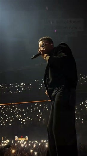 Big Wiz getting bigger 🦅🐐 #wizkidfc #wizkid