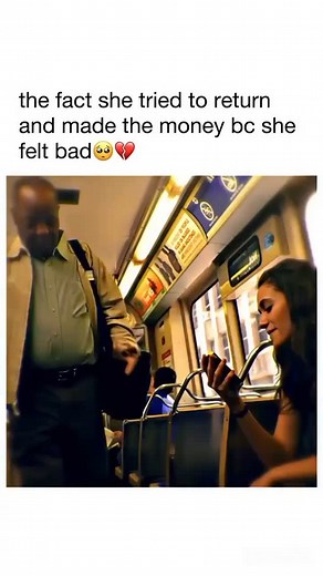 2M views · 25K reactions | Shameless :is an American black comedy drama television series developed by John Wells that aired on Showtime from January 9, 2011, to April 11, 2021. It is an adaptation of Paul Abbott's British series of the same name and features an ensemble cast led by William H. Macy and Emmy Rossum. The series is set in the South Side of Chicago, Illinois. | mz azienda | Facebook