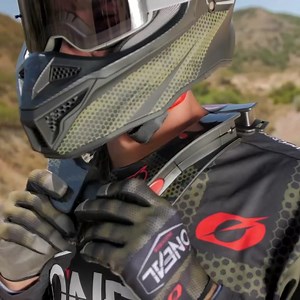 1.7K views · 45 reactions | The TRON Neckbrace – unique O'NEAL design using the Moveo Concept II. Compatible with O'NEAL BIKE / MOTO helmets and upper-body protection. Now available in 3 designs  SHOP ONLINE ➡ bit.ly/oneal-tron-neck-brace or find an bit.ly/oneal-dealer-near-you | O'Neal | Facebook