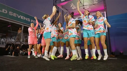 31K views · 223 reactions | SAN DIEGO ARE WORLD SEVENS CHAMPIONS  San Diego Wave FC go a flawless 5-0 en route to a World Sevens Football title  | TNT Sports US | Facebook