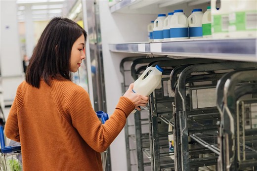 鮮奶、保久乳哪個好？醫師曝「最大差異」破解迷思