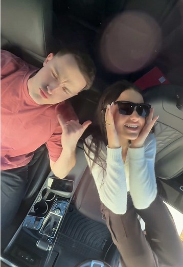 Sam and Jess: Explore Their TikTok Journey