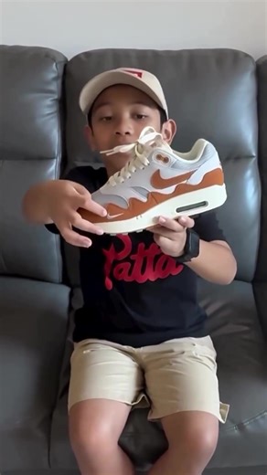 The Birth of a Sneakerhead: Air Max 1 Origins