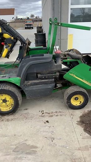 #1592 - 2003 John Deere 1435 Diesel Mower - #1