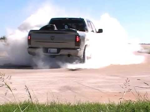 2010 Dodge Ram Hemi burnout