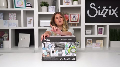 Sizzix Big Shot Machine with Starter Kit, 6" Die-Cutting and Embossing Machine with Cutting Dies, Embossing Folder and Cardstock