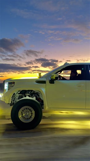 CRUISE TO DUNERS DINER 🫡 #glamis #viralvideo #prerunner #dunersdiner #fyp @carter_germaine @GlamisDuners @KMC Wheels @Baja Designs