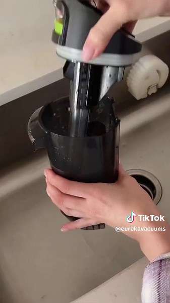 Dirt? The Eureka vacuum erases it all in a single glide. 🫧 Floors gleam, carpets come alive - one-pass perfection, no fuss! 🤗 #Eureka #EurekaVacuum #HomeCleaning #EurekaClean #Vacuum #CleaningHacks