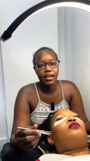 Flawless lashes always start with the perfect prep ✨ Cleanse 🧼 Prime 💧 Isolate 👁️ Then the magic begins… Proper preparation = longer retention, healthier natural lashes, and that flawless finish every client loves 💕 #lashprep #lashtech #lashextensions #lashartist #lashinstallation #beautyprofessionals #lashretention #lashcare #lashgoals #classiclashes #volumelashes #lashtechnician #beautybusiness #lashaddict #flawlesslashe