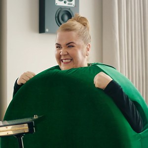 3.6K views · 177 reactions | Songs in the key of Dot. Watch Wynne Evans put Dot through her musical paces as they rehearse the new #GoCompare jingle! 朗 Visit us at  https://bit.ly/3ykoCe2 #TheVoiceUK #SingingdDot #GioCompario #WynneEvans Go.Compare #ad | The Voice UK | Facebook