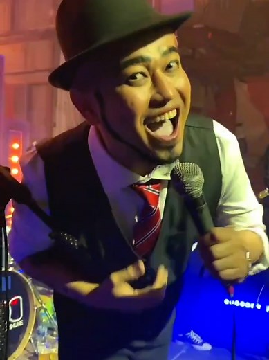 เพลงขี้หึง - บังโคลนเล่นสดโดย Silly Fools