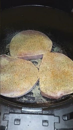 Cooking Pork chops from Omaha Steaks in the air fryer