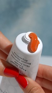 1.7K views · 26 reactions | ❤️‍啕 Add Eight Hour Cream Skin Protectant to your first aid kit ❤️‍啕 Did you know that you can apply the Eight Hour Cream Skin Protectant to temporarily protect minor cuts? Its soothing formula creates a barrier that helps shield skin from external irritants, making it perfect for those unexpected little nicks and scrapes ️ Talk about a multi-tasker! | Elizabeth Arden | Facebook