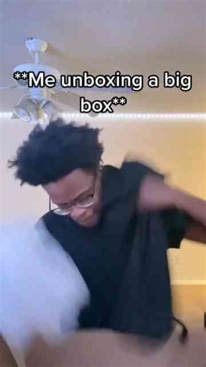 Me unboxing a big box! 📦😲