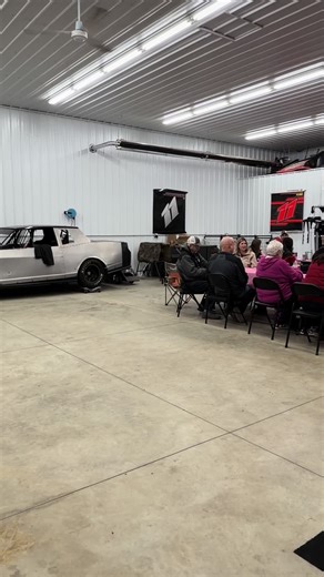 Went to a birthday party and one of our customers dogs was there! So cool to see how the training program had a got Drake listening in high distracting areas!