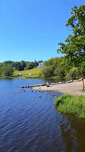 Glistening lakescapes ✅ Rolling green drumlins ✅ Lough Muckno Park offers the perfect escape from the hustle and bustle of the every day, with 900 acres ripe for exploring and adventure. Enjoy walking trails around Black and White Islands, world-class angling, on-the-water activities, picnic areas, playground and coffee trailer. The Park is free of charge to enter, and what’s more, its location in the heart of Castleblayney means you can easily make a day of it, and combine with shopping and ref