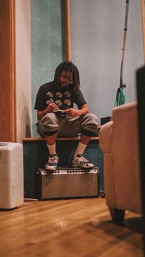 Rap Xposure | RXP on Instagram: "Follow for more‼️ . . . . #jcole #jcoleedits #rapedit #jcolequotes #rxposure"