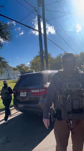 4.8M views · 86K reactions | That ICE torta chic officer can’t wait to use her gun  | Frankito Qiolor | Facebook