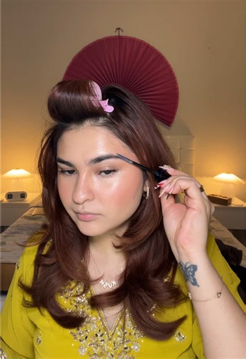 𝓚𝓾𝓼𝓱 (@_kushrb)’s video of makeup brush