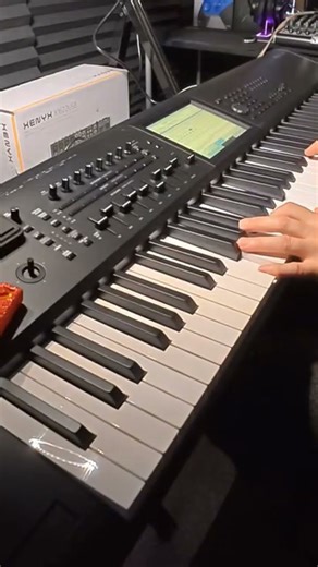 Man of Steel intro on Korg Kronos 3 88 #korg #superman #kronos