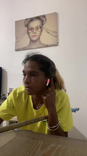 Creative Uses of Long Objects in Everyday Life