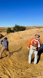157K views · 1.4K reactions | Who doesn’t love triceratops dinosaurs? We had the best time out at the public dig location in Wyoming! Here’s a triceratops horn and frill I uncovered. Tag in comments to book your dig. Season starts soon! | That Camping Couple | Facebook