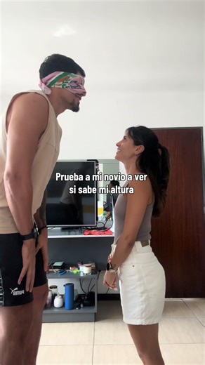 Desafío de altura entre novios 🤭