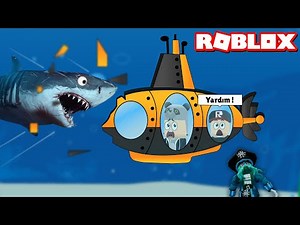 Canavarın Ele Geçirdiği Deniz Altına Bindik!! - Panda ile Roblox Submarine