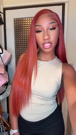 Elysha et ses vidéos TikTok : Pranks et Danse