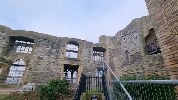 Exploring Newark Castle & Gardens, Newark, Nottinghamshire UK