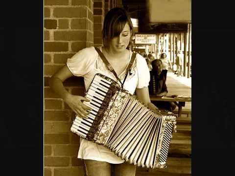 Occhi chorni (Очи Чёрные) on accordion (Russian Gypsy music)