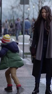 Don't worry, Max. We've got the receipts 🧐 Don't miss a new episode of #ResidentAlien, Friday at 10/9c on @#USAnetwork and @#SYFY! | Resident alien fans club