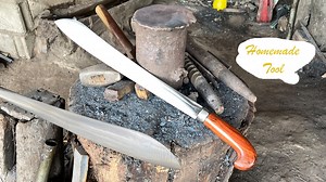 34K views · 184 reactions | THESE ARE SOME TECHNIQUES TO MAKE A MACHET USING A FEW TOOLS #blacksmith #blacksmithing #blacksmithingtools | METAL WORKS | Facebook