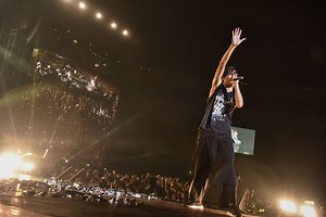 [Alexandros]、ZOZOマリンスタジアムでのライブ『VIP PARTY 2018』をYouTubeにてプレミア公開決定 | SPICE - エンタメ特化型情報メディア スパイス