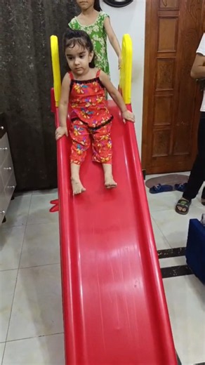 😃slide k maze##Alizay cute video#Alizay funny moments#Alizay daily life#Alizay family moments