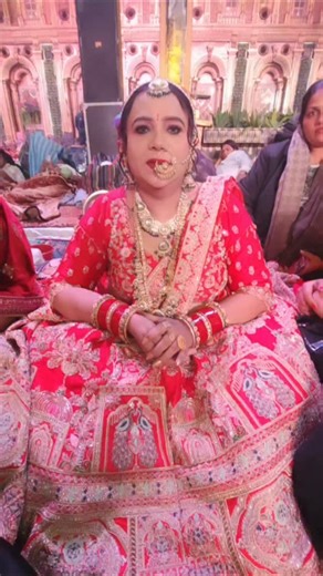 bobby_bo office on Instagram: "Haste haste kat jaye raste"