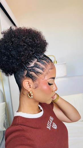 814K views · 24K reactions | Eu ameeeei esse e vocês ? Usariam ? 癩羅 Id da escova de madeira: BIOME9-LE8N #cabelocurtofeminino #hairstyle #penteado @mercadolivremoda #MercadoLivreModa #OMelhorDaBeleza #shorthair | NiccLops | Facebook