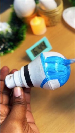 Xmas Craft using Old bulb #bulbcraft #christmascraft #minioncraft #recyclecraft #diyornament