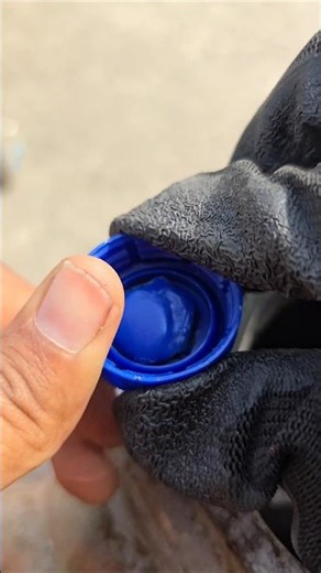 Remove Bolt with Bottle Caps Tricks #diy #tricks #tools