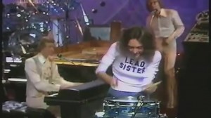 Karen Carpenter pwning drums. #kc | The Drummer's Journal