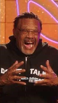 the show gave judge greg mathis a big head 😭🥕 #themaskedsinger