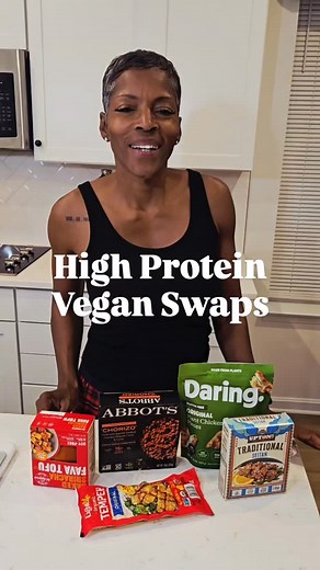 I’ve been using minimally processed vegan meats for a while now—here are a few of my go-to favorites. Simple, clean, and delicious. 🌿✨ Do you prefer store-bought vegan options or homemade? Have you tried any of these products? *Spoiler: Did you spot the blooper❓️ My favs: Daring @daringfoods Abbots Chorizo @liveabbots Upton's Seitan @uptonsnaturals Lightlife @lightlifefoods Big Mountain @bigmountainfoods #veganover50 #plantpowered #minimallyprocessed #veganstaples #healthyveganliving #midlifefi