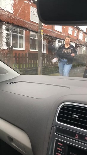 Essential Car Cleaning Tips: How to Wash Your Windshield