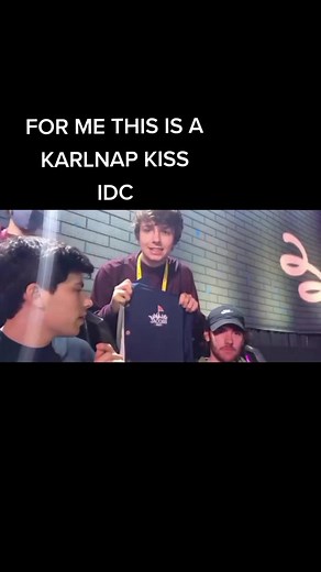 Karl and Sapnap Kiss: Moments, Confessions, and Reactions